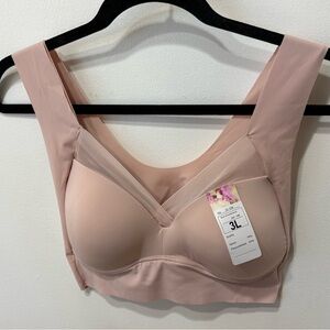 NEW WITH TAGS Women's Romantic, Buttery Soft 3L Bra